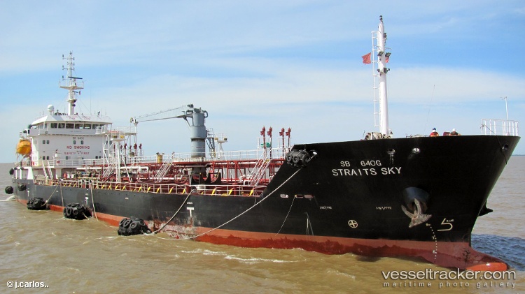 Straits-Sky - Bunkering Tanker vessel