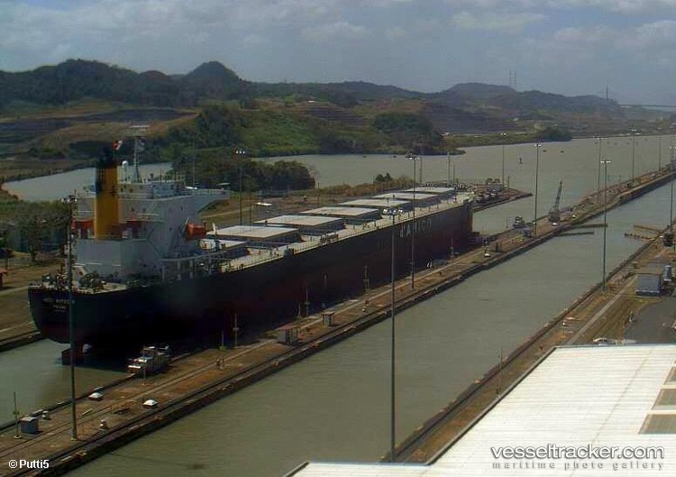 Ocean-Zenon - Bulk Carrier