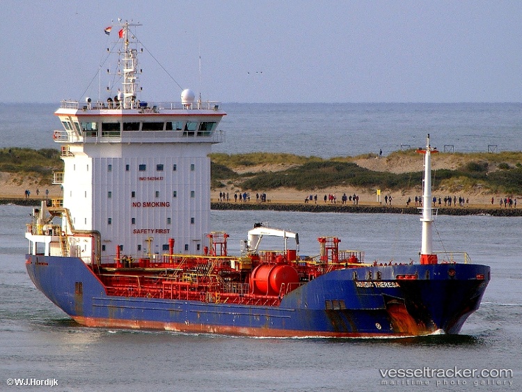 Ac-D - Chemical Oil Products Tanker vessel