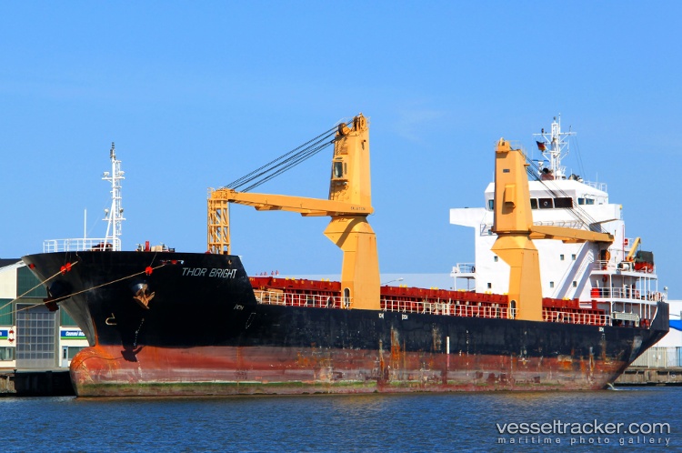 Tema - General Cargo Ship vessel