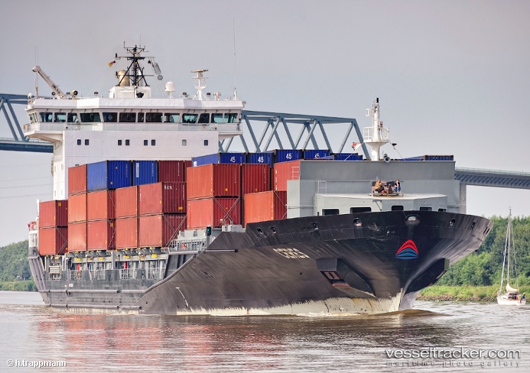 Christina - Container Ship vessel