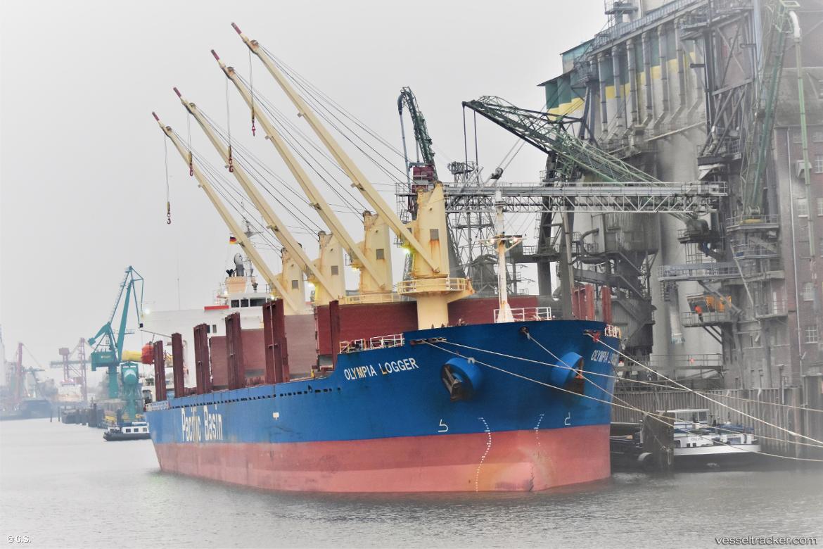 Olympia-Logger - General Cargo Ship