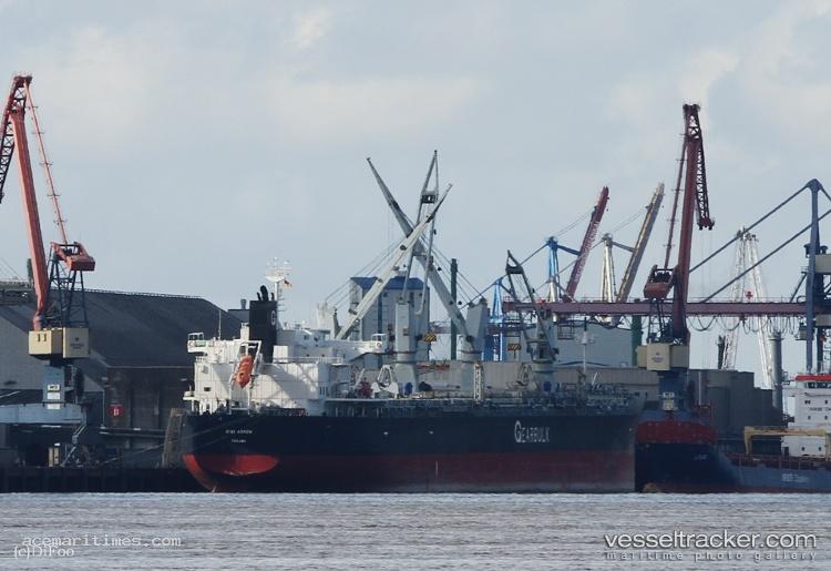 Kiwi-Arrow - General Cargo Ship