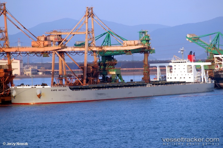 Cape-Infinity - Ore Carrier vessel