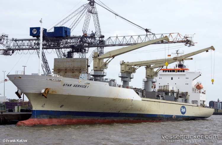 Cs-Service - Refrigerated Cargo Ship vessel