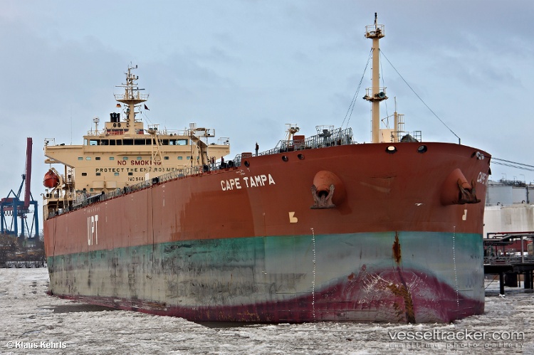 Cape-Tampa - Crude Oil Tanker vessel