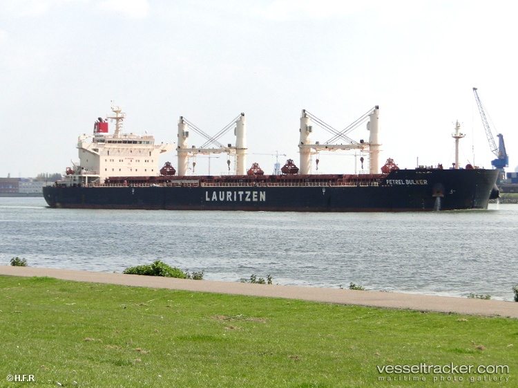 Star-Petrel - Bulk Carrier vessel