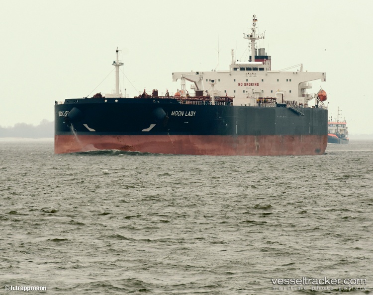 Swan-Lake - Crude Oil Tanker vessel