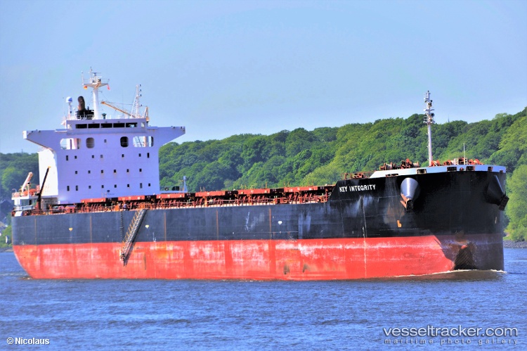 Magic-Thunder - Bulk Carrier vessel