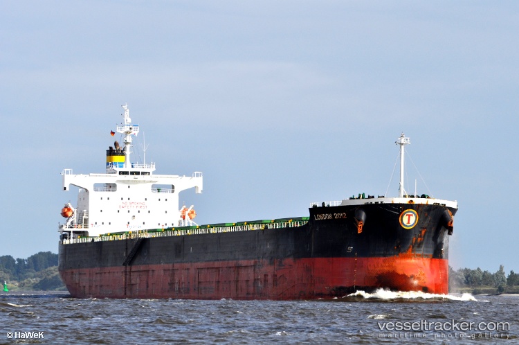 London-2012 - Bulk Carrier vessel