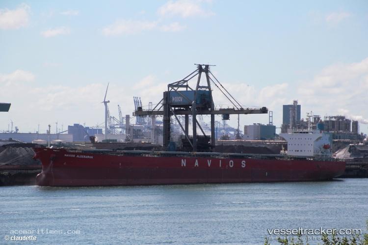 Omicron-Pearl - Bulk Carrier