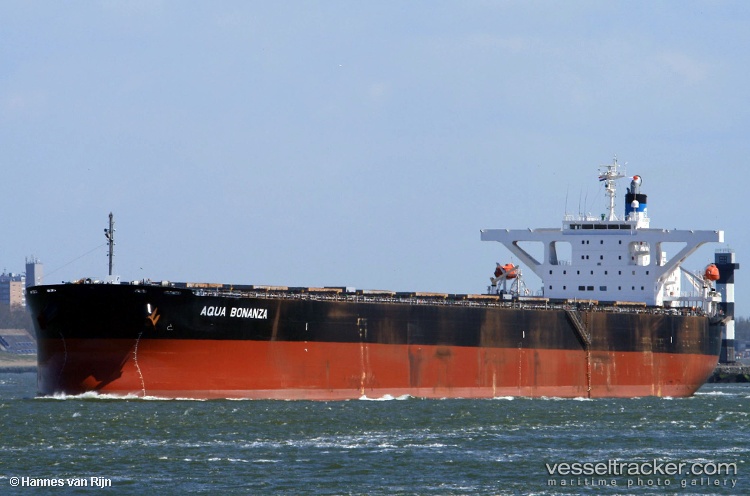 Captain-Veniamis - Bulk Carrier vessel
