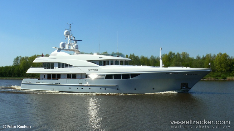 Latitude - Service Ship vessel