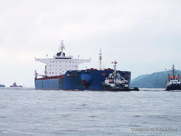 Idomeneas - Bulk Carrier vessel