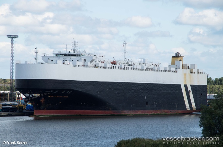 Gold-Hoshi - Vehicles Carrier vessel