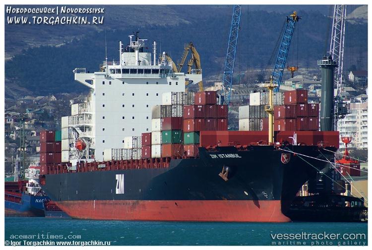 Merkur-Horizon - Container Ship