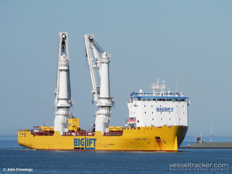 Happy-Sky - Heavy Load Carrier vessel