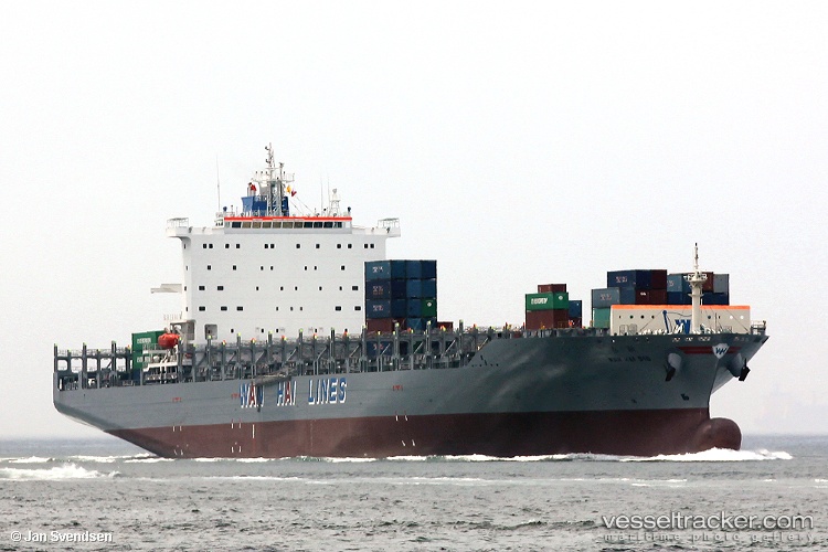Wan-Hai-516 - Container Ship vessel