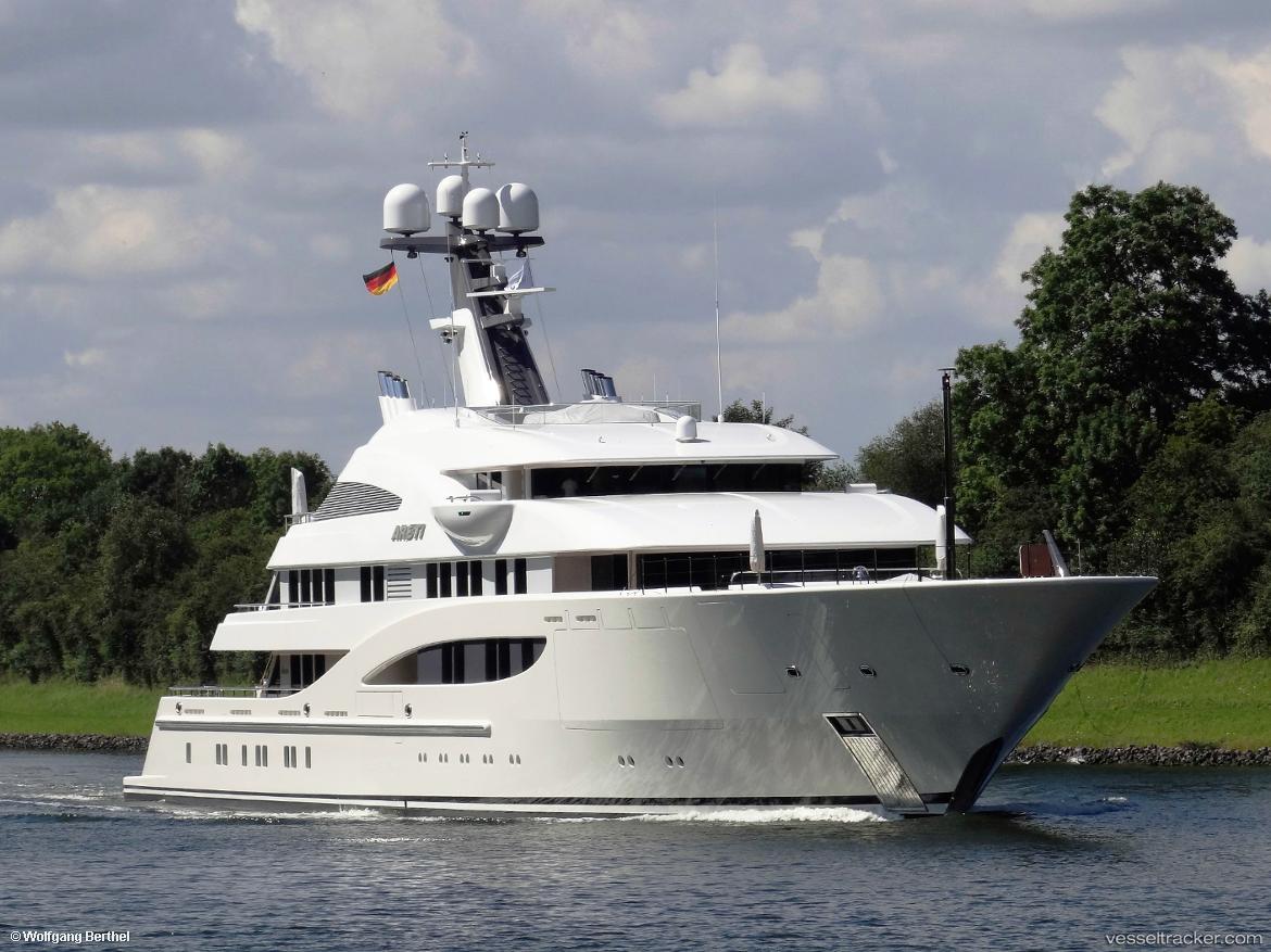 Areti - Service Ship vessel