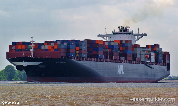 Apl-Qingdao - Container Ship vessel