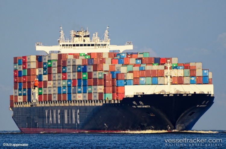 Ym-Uniformity - Container Ship vessel