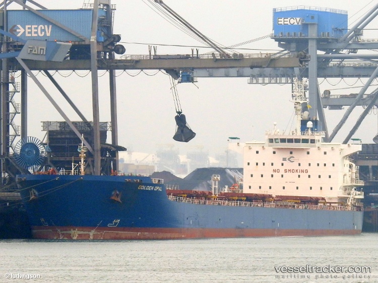 Golden-Opal - Bulk Carrier vessel