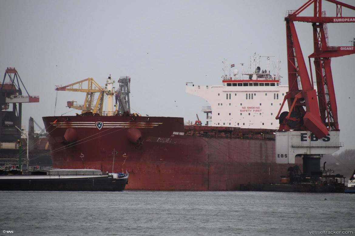Minoan-Pioneer - Bulk Carrier vessel