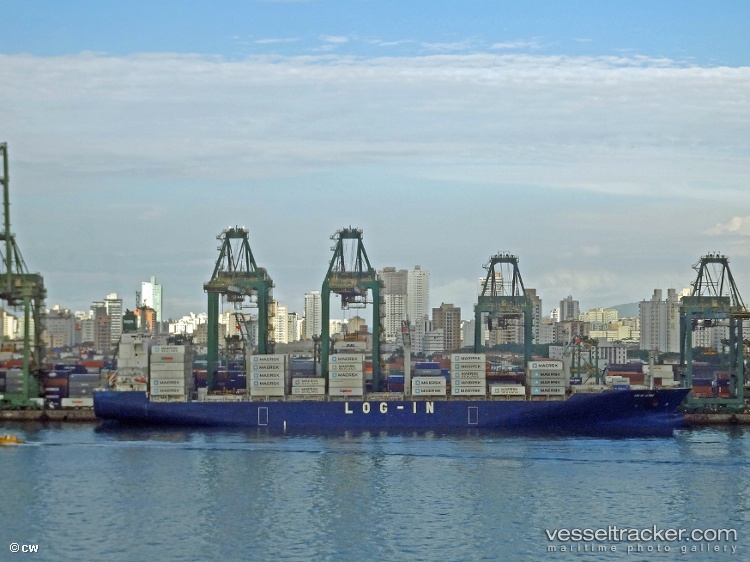 Log-in-Jatoba - Container Ship vessel