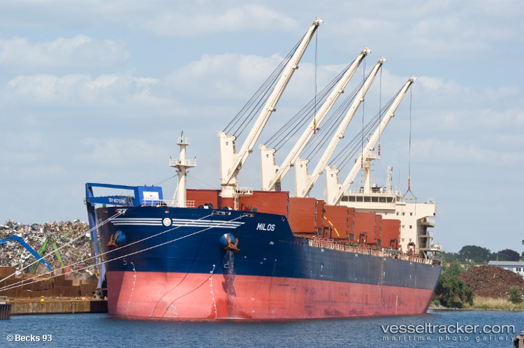 Ionakos - Bulk Carrier vessel