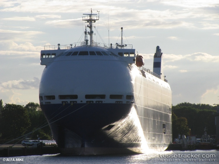 City-Of-Rotterdam - Vehicles Carrier vessel