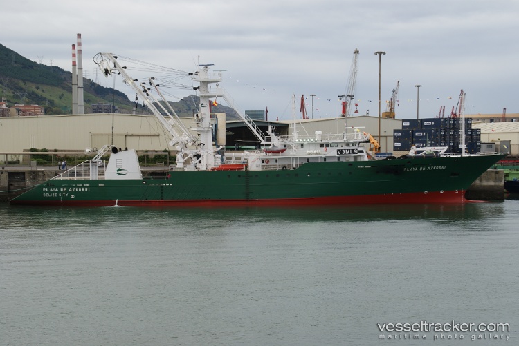 Playa-De-Azkorri - Fishing Vessel vessel