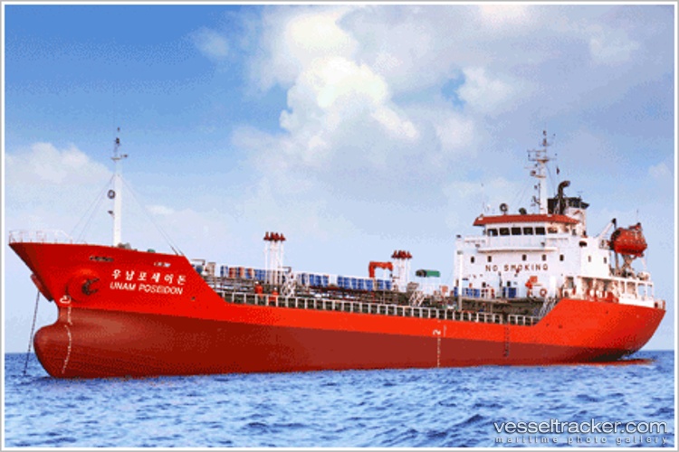 Kts-White - Chemical Oil Products Tanker vessel