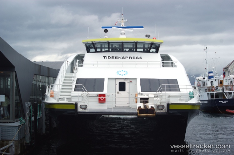 Ekspressen - Passenger Ship vessel