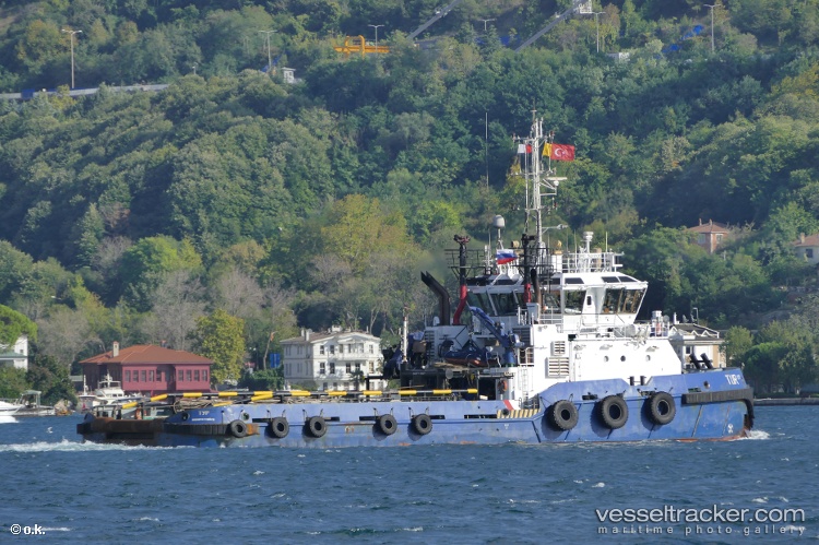 Tur - Offshore Tug Supply Ship vessel