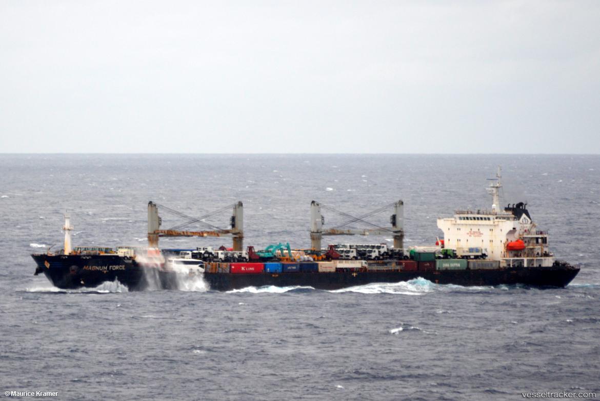 Magnum-Force - Bulk Carrier vessel