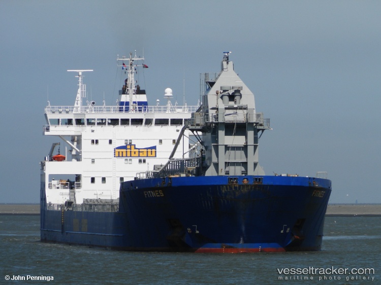 Fitnes - Self Discharging Bulk Carrier vessel