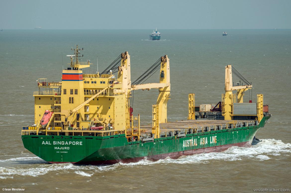 Aal-Singapore - Multi Purpose Carrier vessel