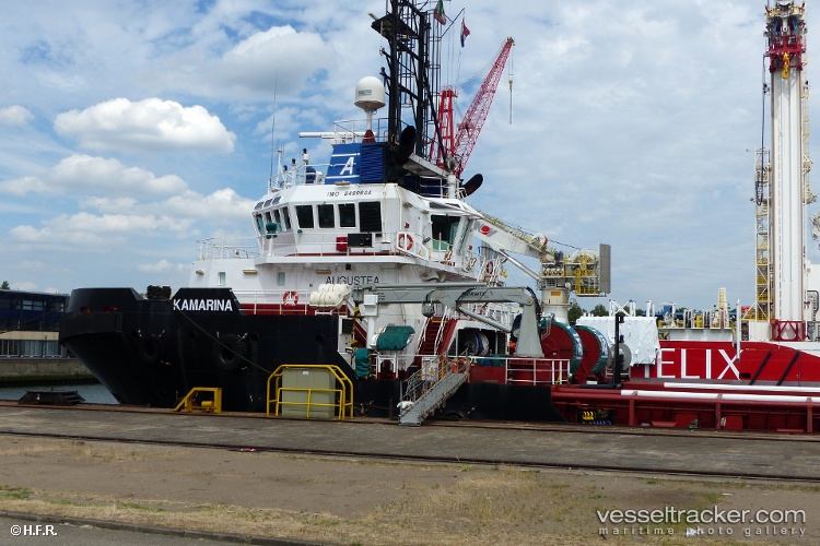 Kamarina - Service Ship