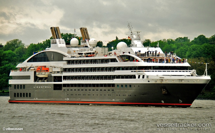 Laustral - Cruise Ship vessel
