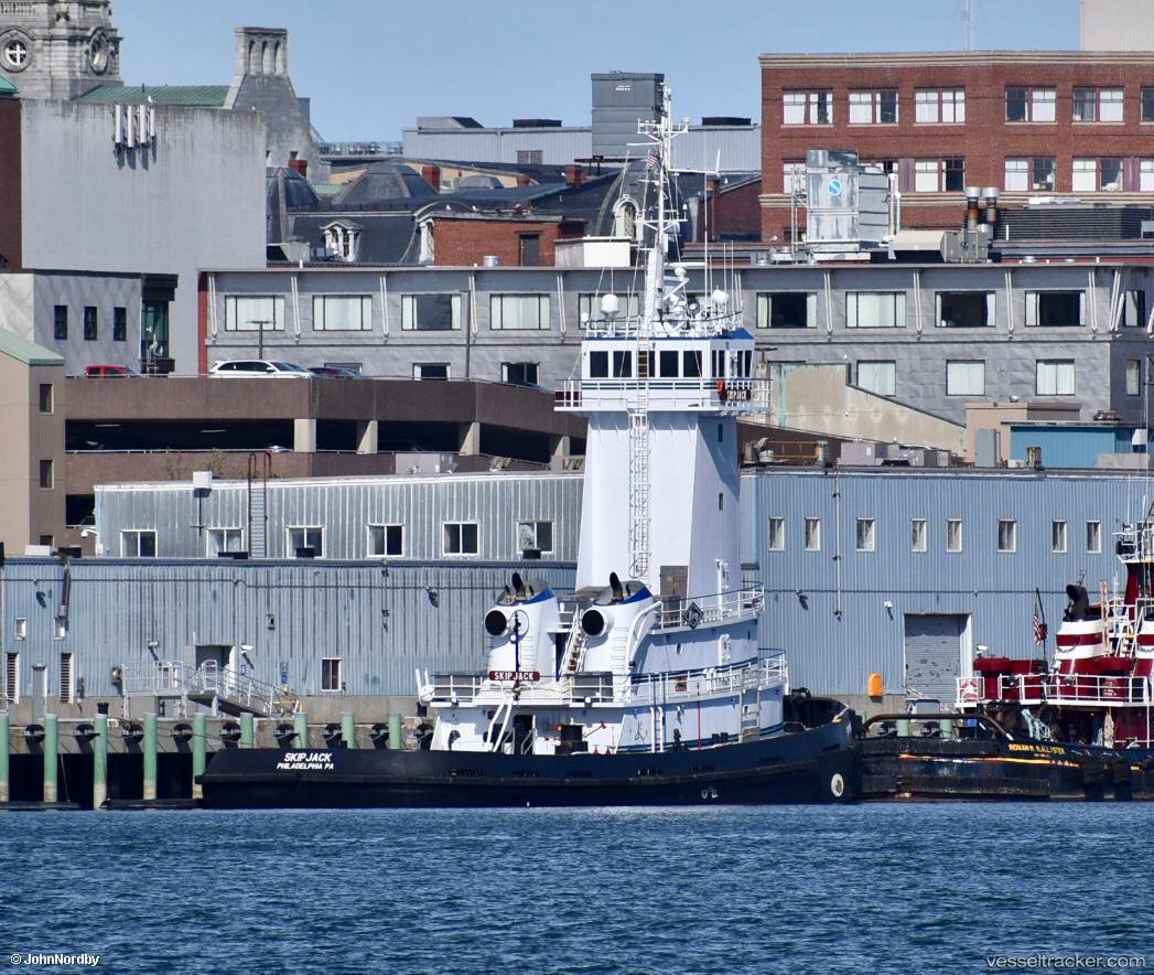 Skipjack - Pusher Tug vessel