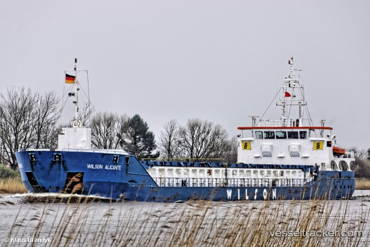 Vertom-Eva - Multi Purpose Carrier vessel