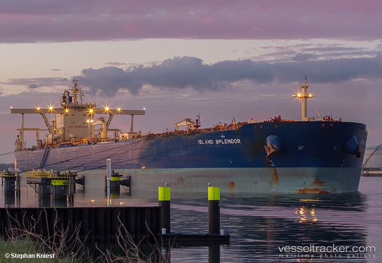 Island-Splendor - Crude Oil Tanker vessel