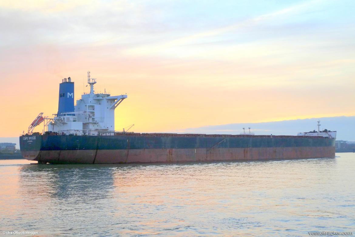 Cape-Breeze - Bulk Carrier vessel