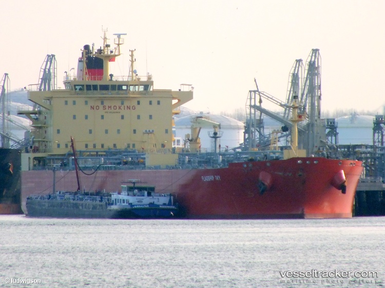 Flagship-Ivy - Oil Products Tanker vessel