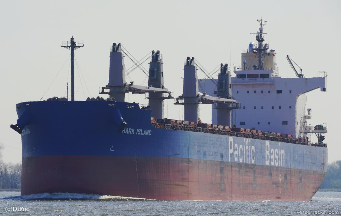 Shark-Island - Bulk Carrier vessel