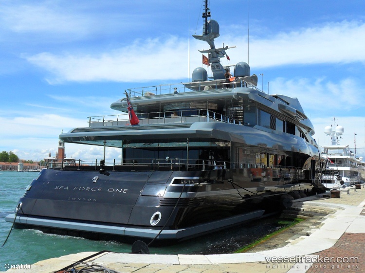 Majesty-Elenoliya - Service Ship vessel