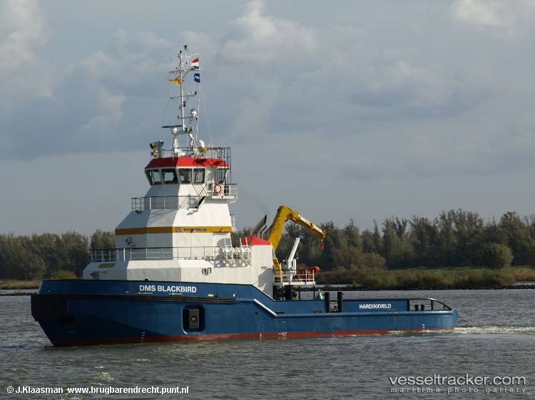 Blackbird - Pusher Tug vessel