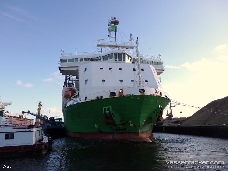 Flintstone - Pipe Burying Vessel vessel