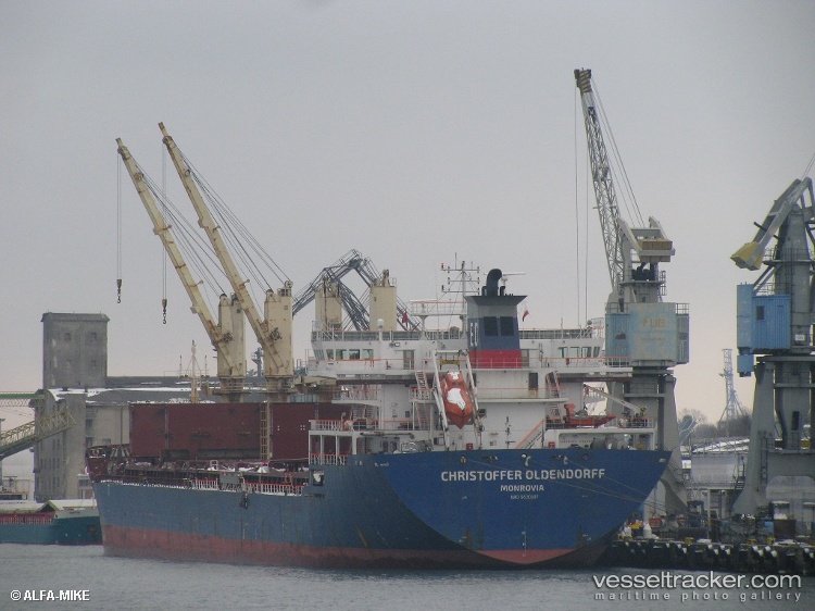 Hl-Ambition - Deck Cargo Ship vessel