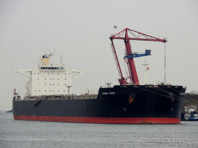 Global-Trust - Bulk Carrier vessel